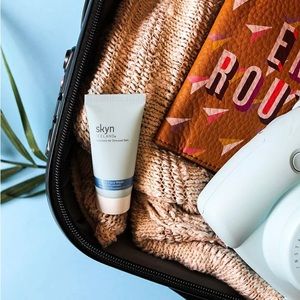 Skyn Iceland Travel Sized Glacial Face Wash with White Willow Bark — 15ml